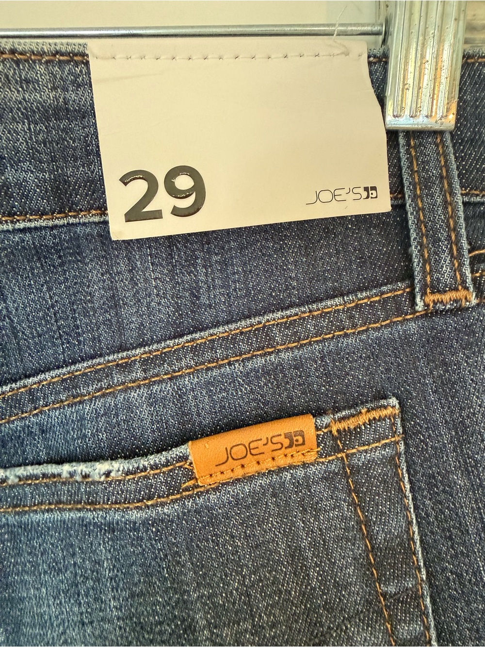 NWT Joe’s Jeans Emmie The Rollie Denim Shorts Size 29 Medium Wash - Picture 4 of 5